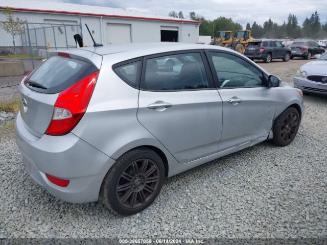 Photo 3 VIN: KMHCT5AE5CU034262 - HYUNDAI ACCENT 