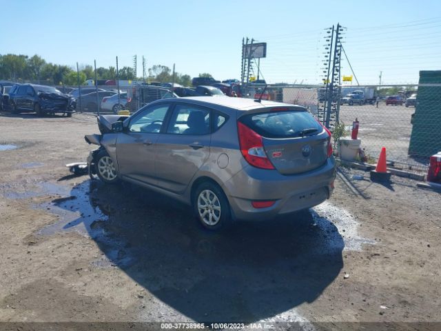 Photo 2 VIN: KMHCT5AE5CU048159 - HYUNDAI ACCENT 