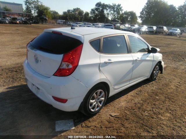 Photo 3 VIN: KMHCT5AE5DU106613 - HYUNDAI ACCENT 