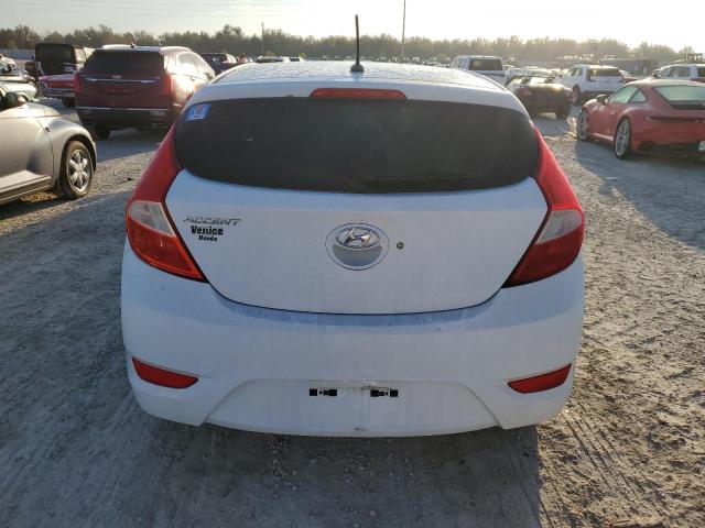 Photo 5 VIN: KMHCT5AE5HU310382 - HYUNDAI ACCENT SE 