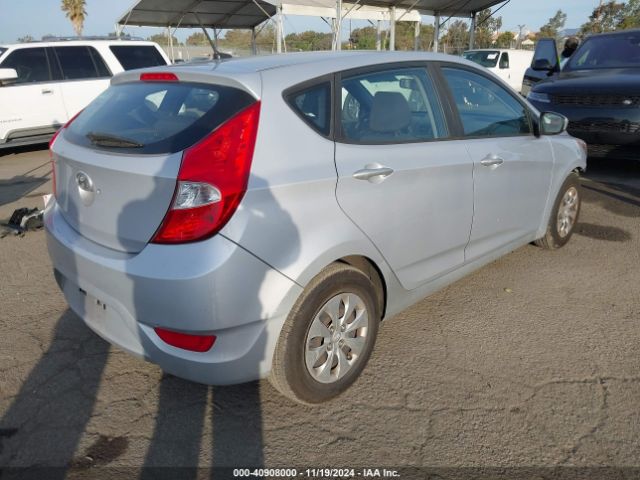 Photo 3 VIN: KMHCT5AE5HU312519 - HYUNDAI ACCENT 