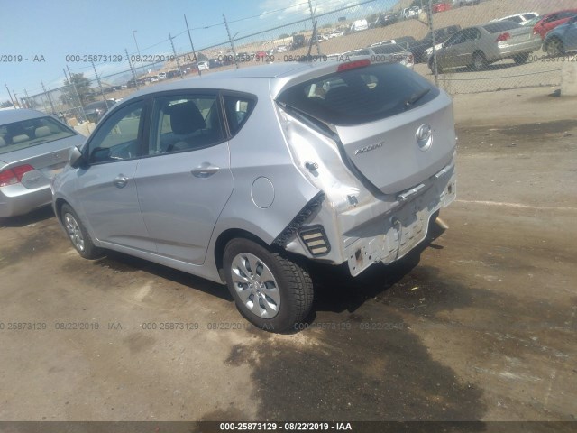 Photo 2 VIN: KMHCT5AE5HU339669 - HYUNDAI ACCENT 