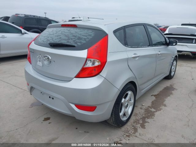 Photo 3 VIN: KMHCT5AE6CU011900 - HYUNDAI ACCENT 