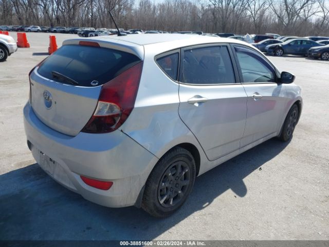 Photo 3 VIN: KMHCT5AE6CU057825 - HYUNDAI ACCENT 