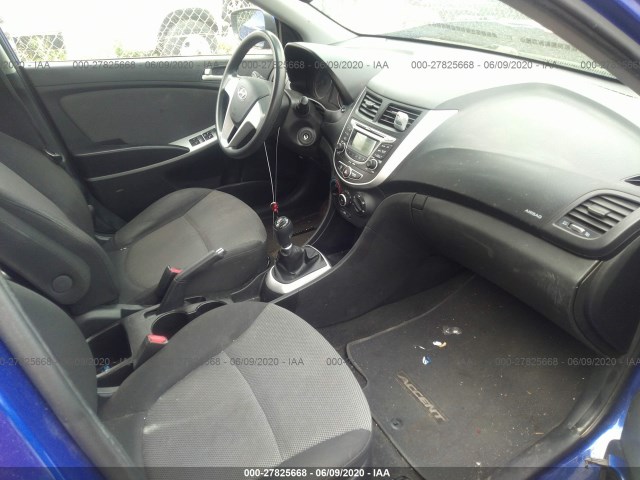 Photo 4 VIN: KMHCT5AE6DU081947 - HYUNDAI ACCENT 