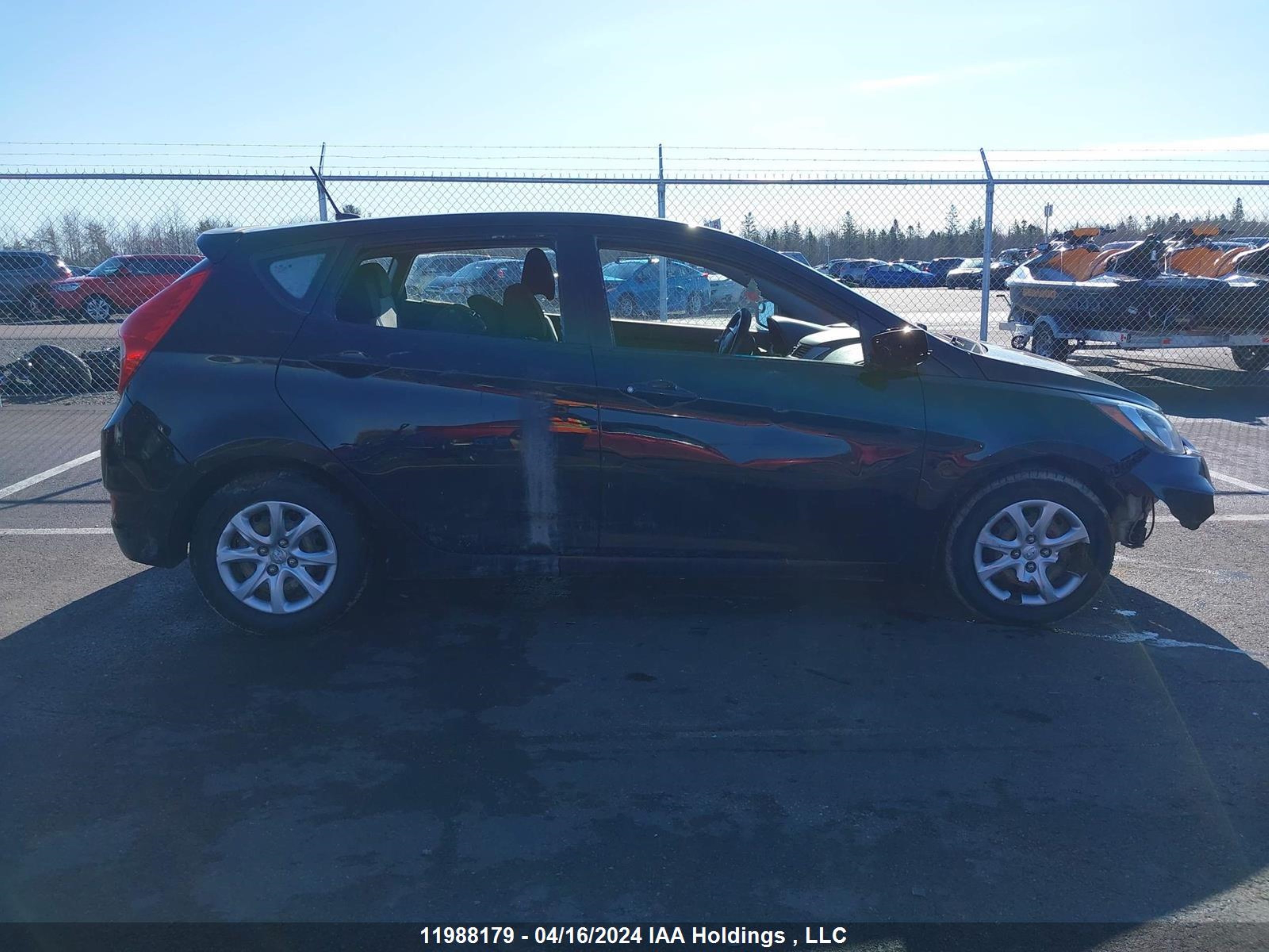 Photo 12 VIN: KMHCT5AE6DU101355 - HYUNDAI ACCENT 