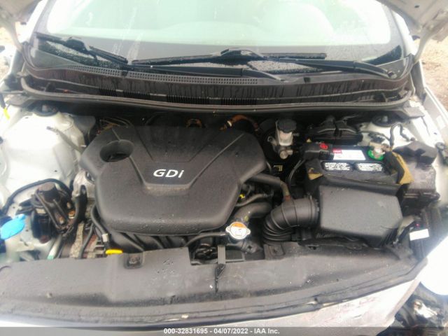 Photo 9 VIN: KMHCT5AE6DU102800 - HYUNDAI ACCENT 