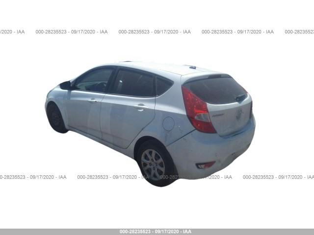 Photo 2 VIN: KMHCT5AE6DU111187 - HYUNDAI ACCENT 