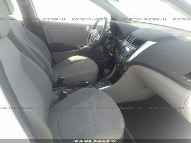 Photo 4 VIN: KMHCT5AE6DU123548 - HYUNDAI ACCENT 