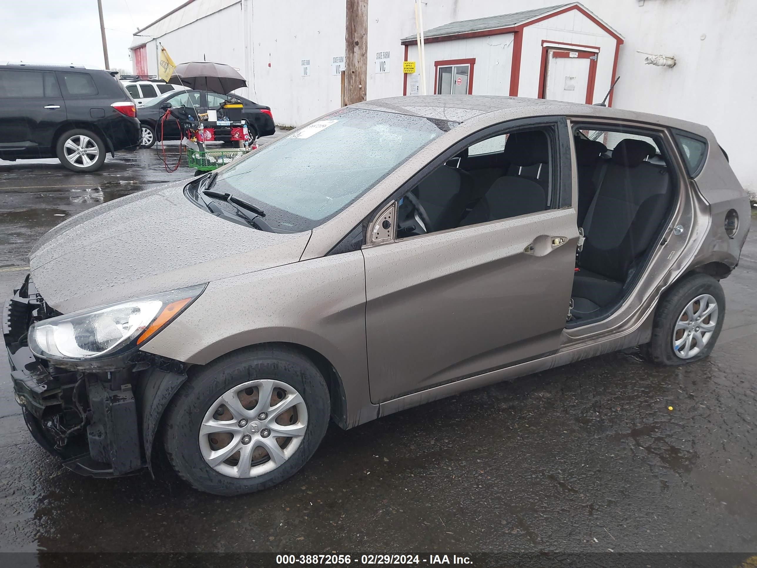 Photo 5 VIN: KMHCT5AE6EU158897 - HYUNDAI ACCENT 