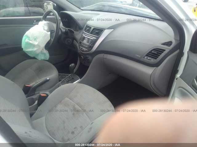 Photo 4 VIN: KMHCT5AE6FU227931 - HYUNDAI ACCENT 