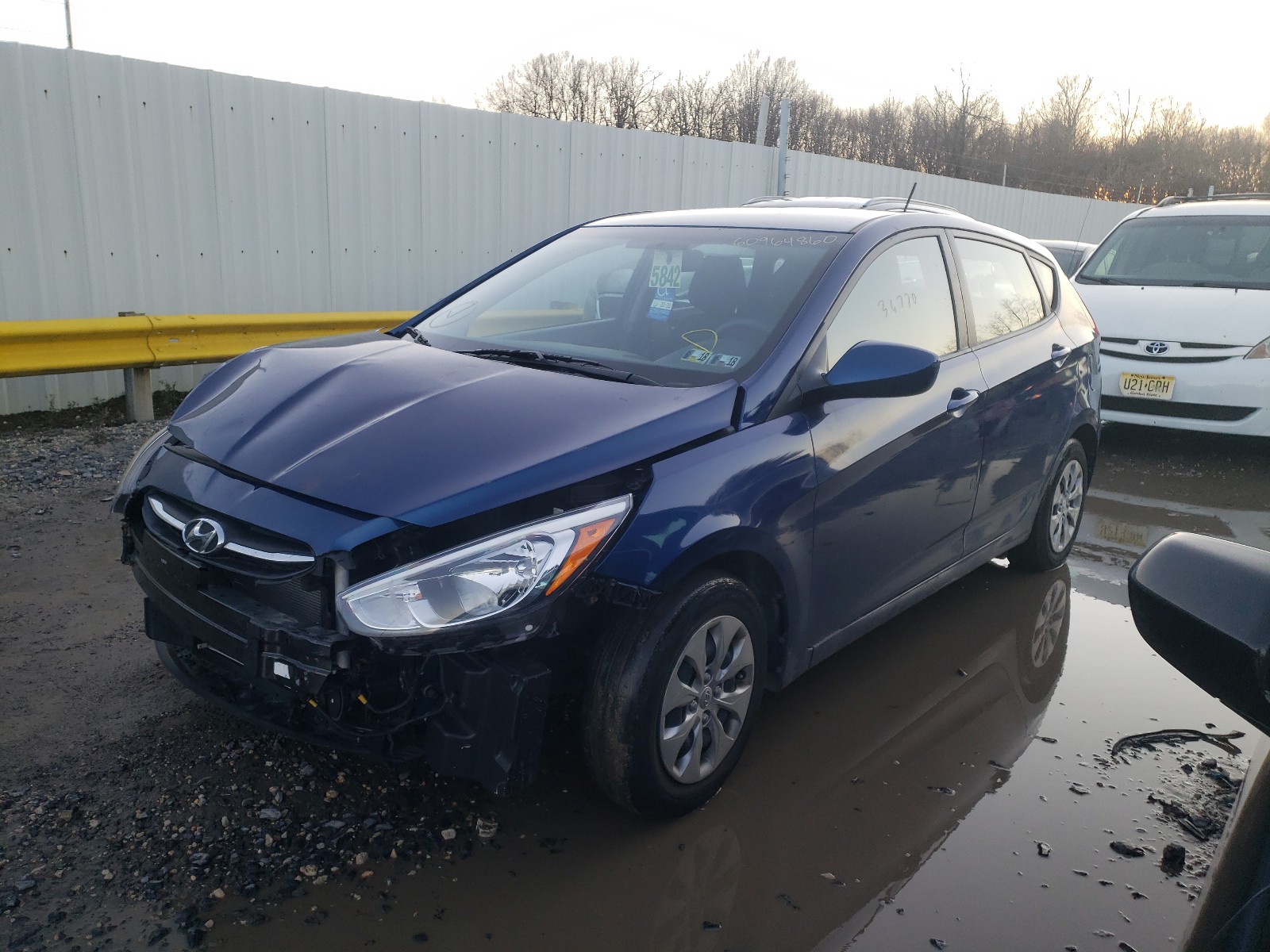 Photo 1 VIN: KMHCT5AE6GU269386 - HYUNDAI ACCENT SE 