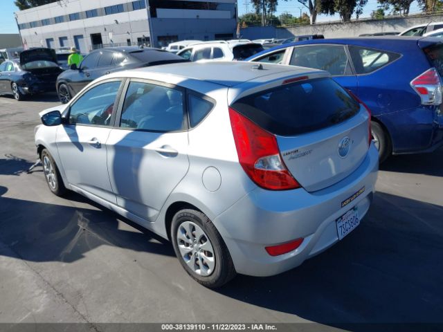 Photo 2 VIN: KMHCT5AE6GU284910 - HYUNDAI ACCENT 