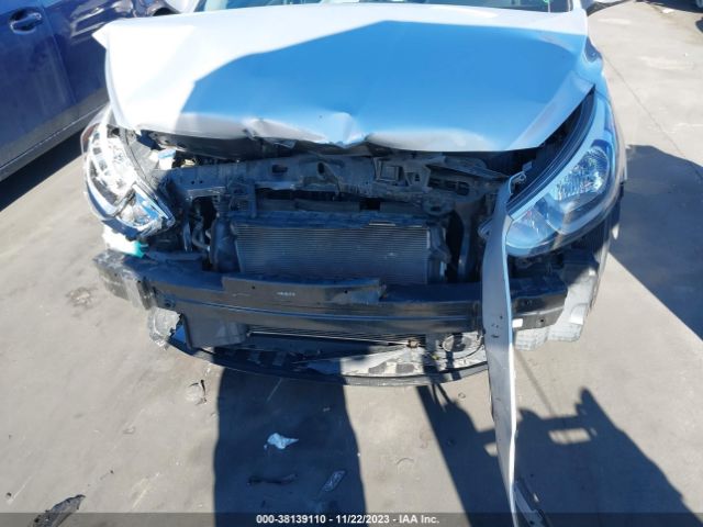 Photo 5 VIN: KMHCT5AE6GU284910 - HYUNDAI ACCENT 