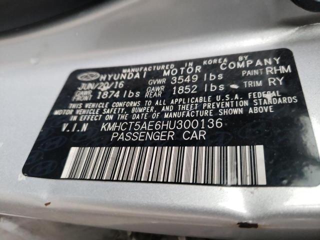 Photo 9 VIN: KMHCT5AE6HU300136 - HYUNDAI ACCENT SE 