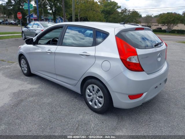 Photo 2 VIN: KMHCT5AE6HU315641 - HYUNDAI ACCENT 