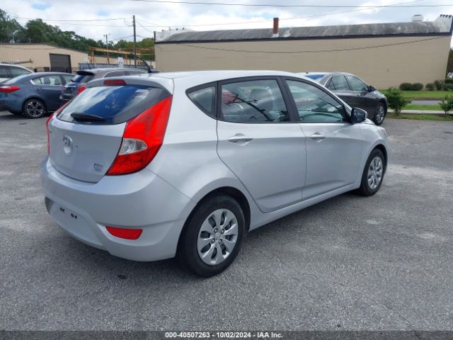 Photo 3 VIN: KMHCT5AE6HU315641 - HYUNDAI ACCENT 