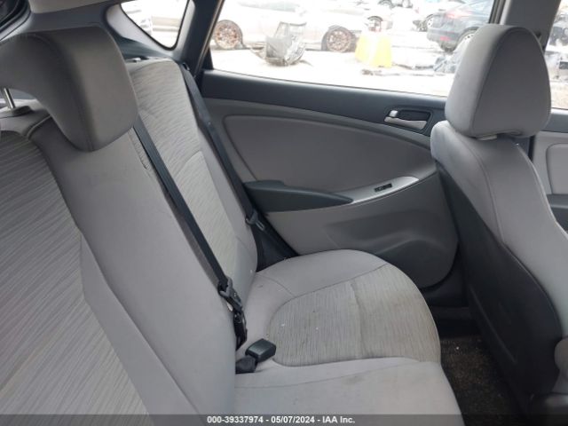 Photo 7 VIN: KMHCT5AE6HU318958 - HYUNDAI ACCENT 