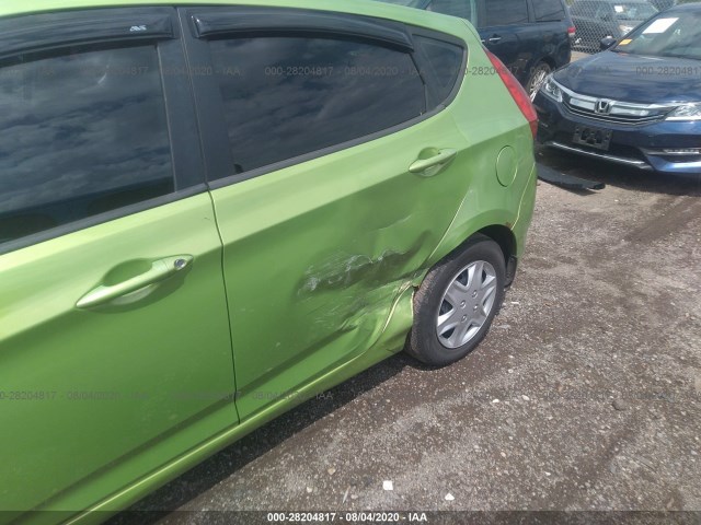 Photo 5 VIN: KMHCT5AE7DU072853 - HYUNDAI ACCENT 