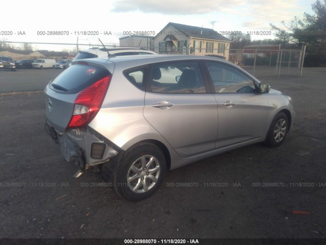 Photo 3 VIN: KMHCT5AE7DU082475 - HYUNDAI ACCENT 