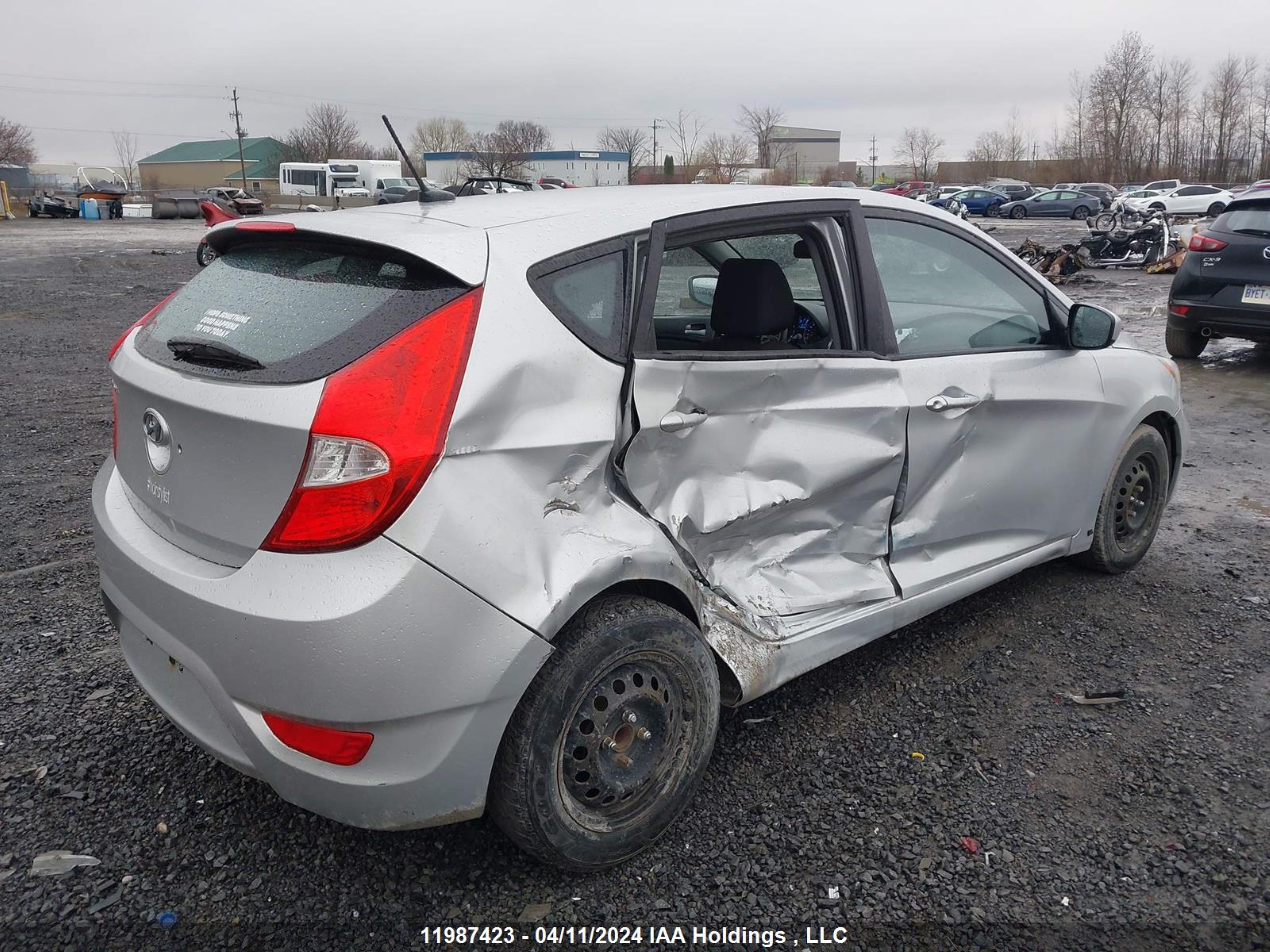 Photo 3 VIN: KMHCT5AE7DU110128 - HYUNDAI ACCENT 