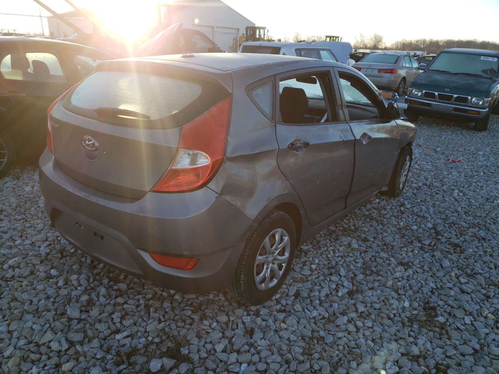 Photo 3 VIN: KMHCT5AE7DU129116 - HYUNDAI ACCENT GLS 