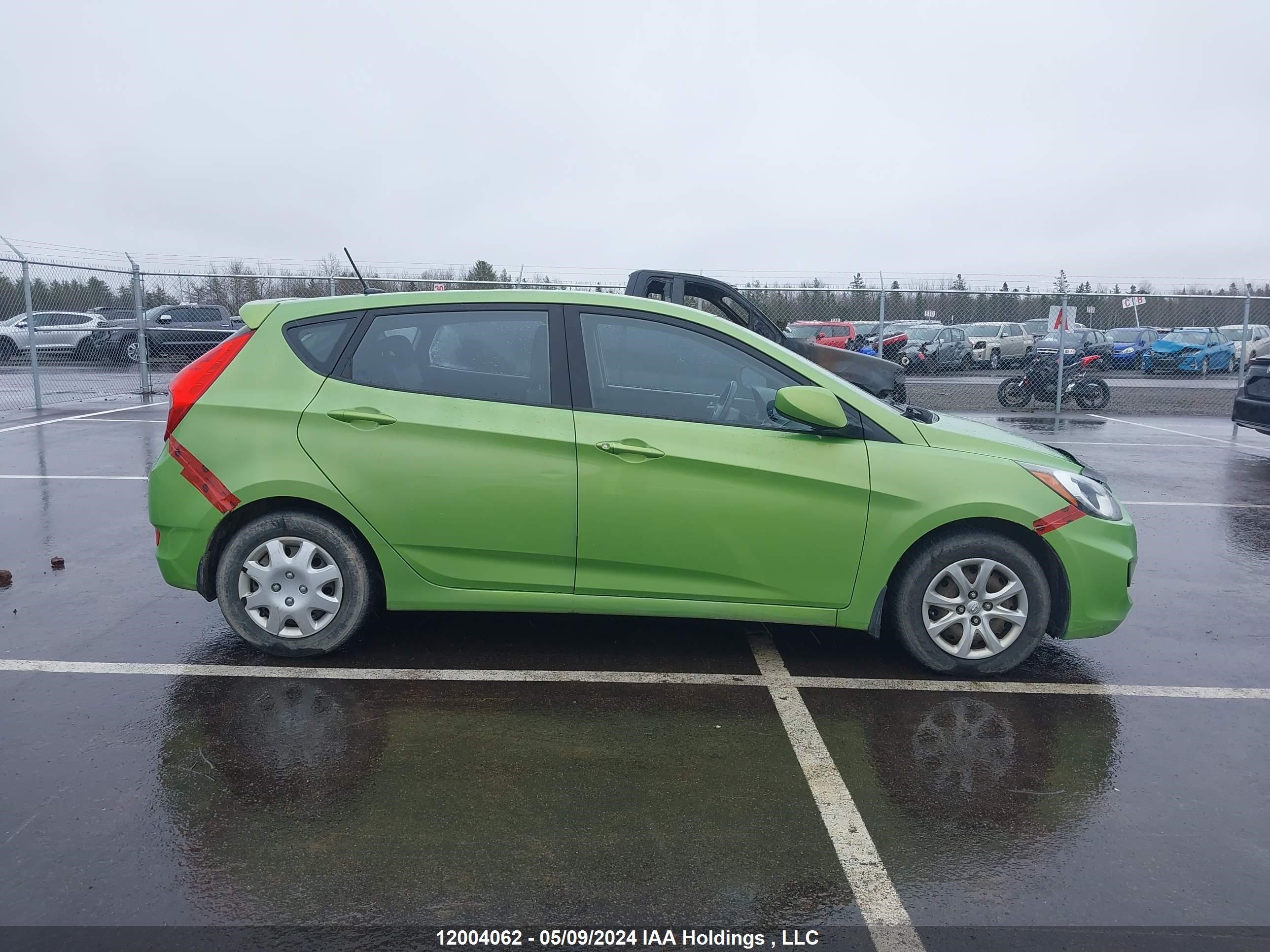 Photo 12 VIN: KMHCT5AE7EU144801 - HYUNDAI ACCENT 