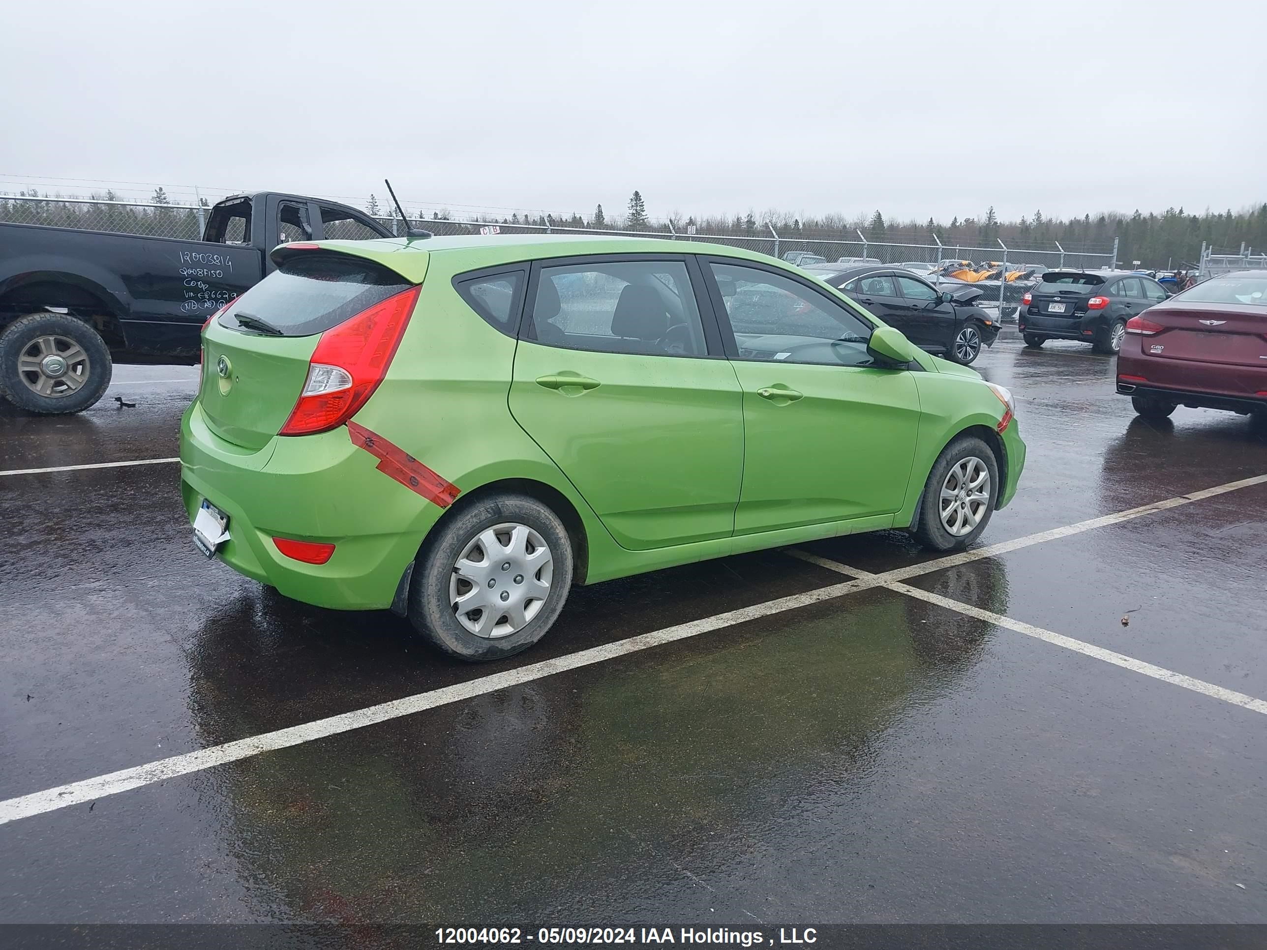 Photo 5 VIN: KMHCT5AE7EU144801 - HYUNDAI ACCENT 