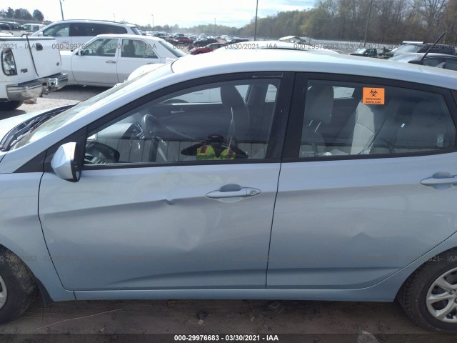 Photo 5 VIN: KMHCT5AE7EU164532 - HYUNDAI ACCENT 