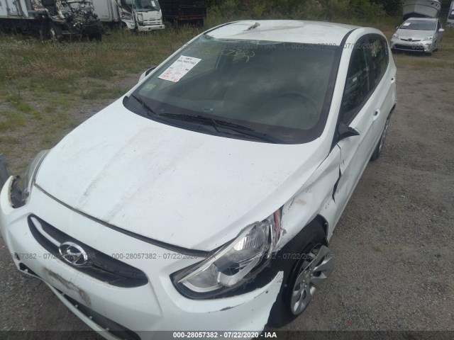 Photo 5 VIN: KMHCT5AE7FU215612 - HYUNDAI ACCENT 