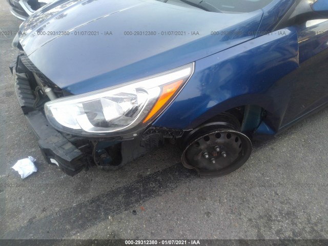 Photo 5 VIN: KMHCT5AE7FU218946 - HYUNDAI ACCENT 