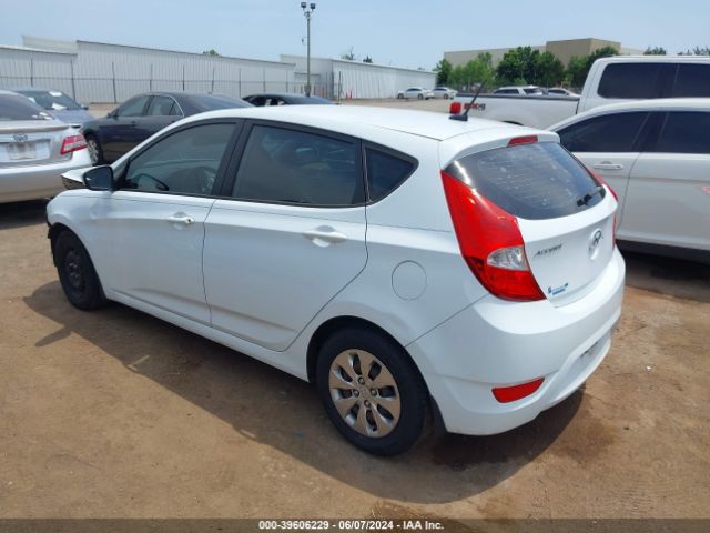 Photo 2 VIN: KMHCT5AE7FU225802 - HYUNDAI ACCENT 