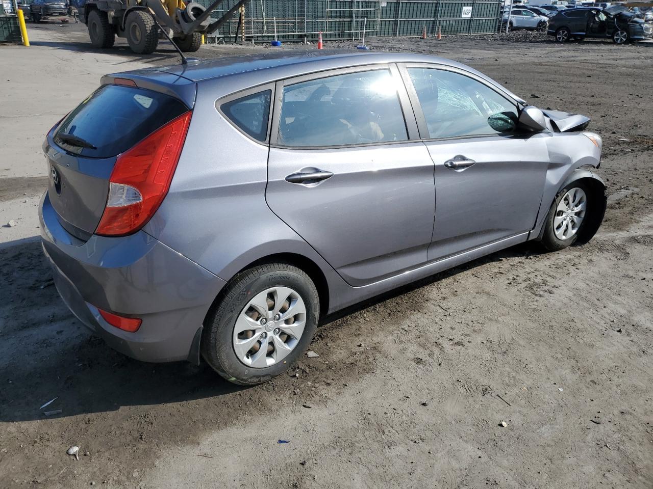 Photo 2 VIN: KMHCT5AE7FU230594 - HYUNDAI ACCENT 