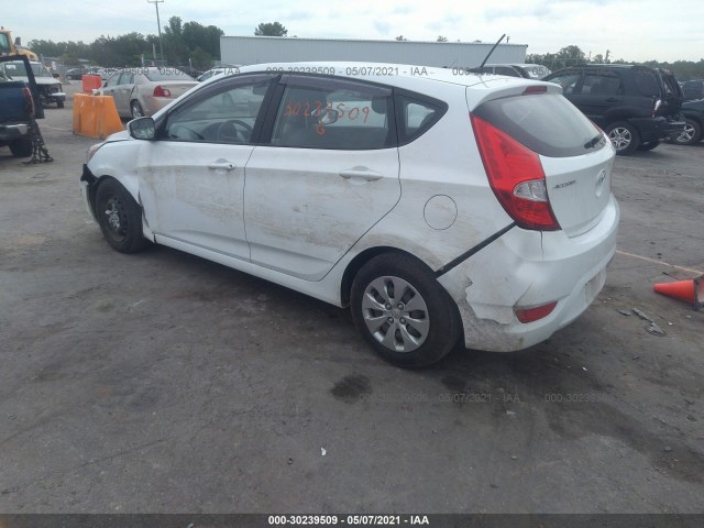 Photo 2 VIN: KMHCT5AE7GU243945 - HYUNDAI ACCENT 