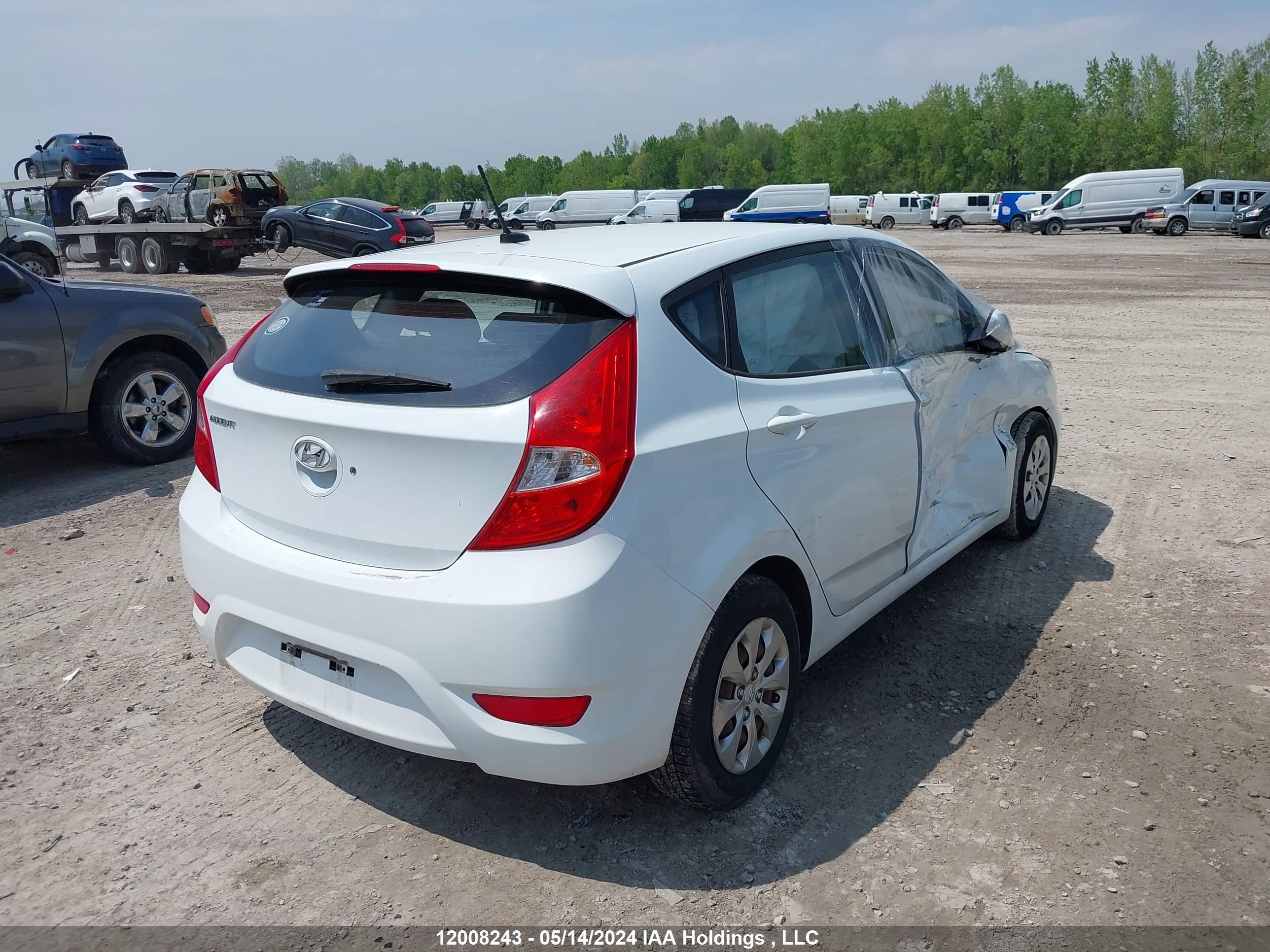 Photo 3 VIN: KMHCT5AE7GU259823 - HYUNDAI ACCENT 