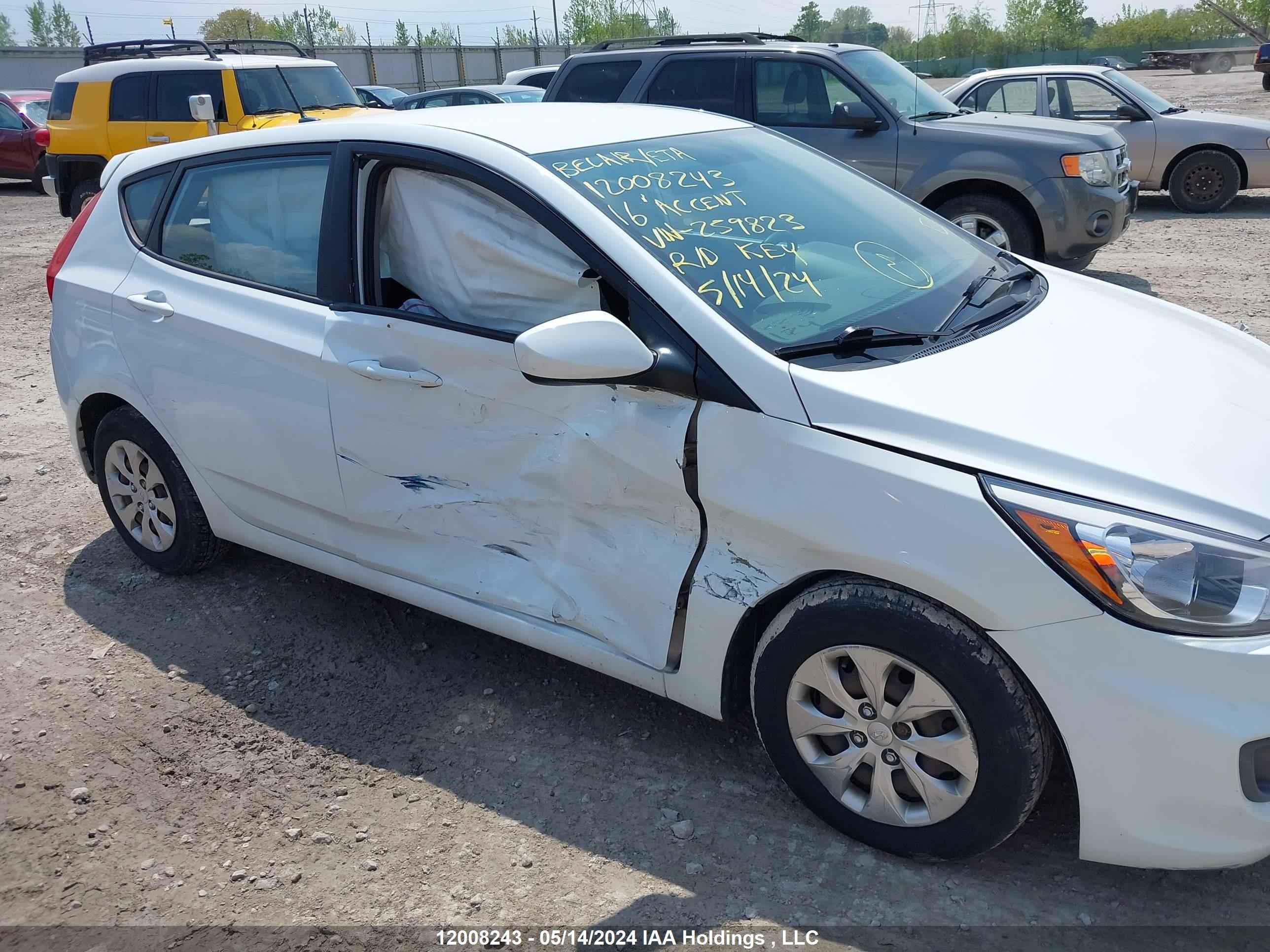 Photo 5 VIN: KMHCT5AE7GU259823 - HYUNDAI ACCENT 