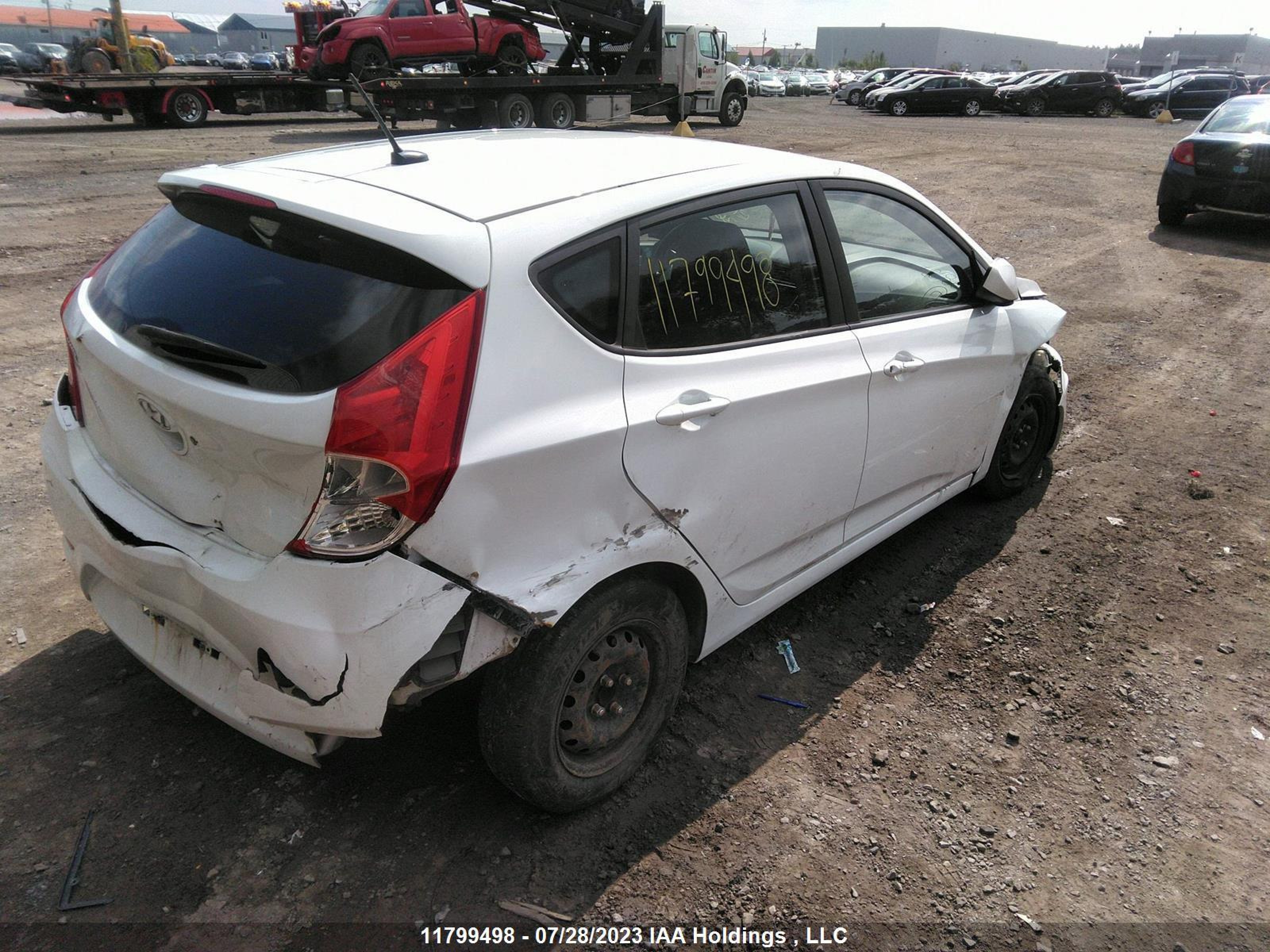 Photo 3 VIN: KMHCT5AE7GU273320 - HYUNDAI ACCENT 