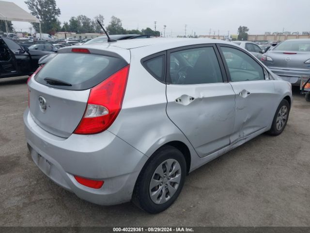 Photo 3 VIN: KMHCT5AE7HU300761 - HYUNDAI ACCENT 