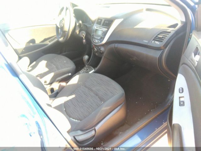 Photo 4 VIN: KMHCT5AE7HU311386 - HYUNDAI ACCENT 