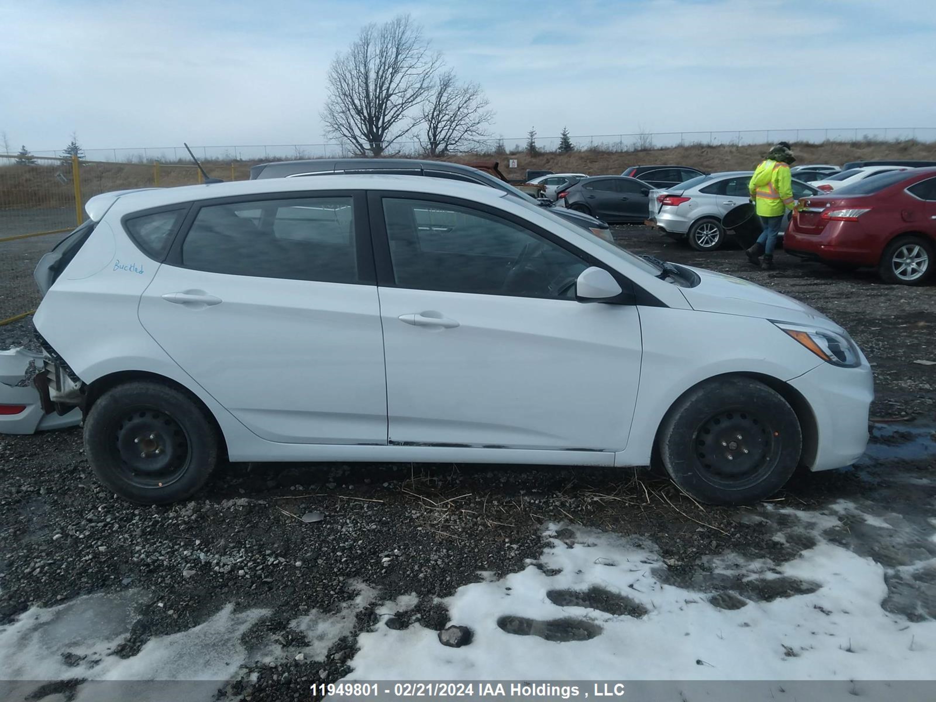 Photo 13 VIN: KMHCT5AE7HU361320 - HYUNDAI ACCENT 