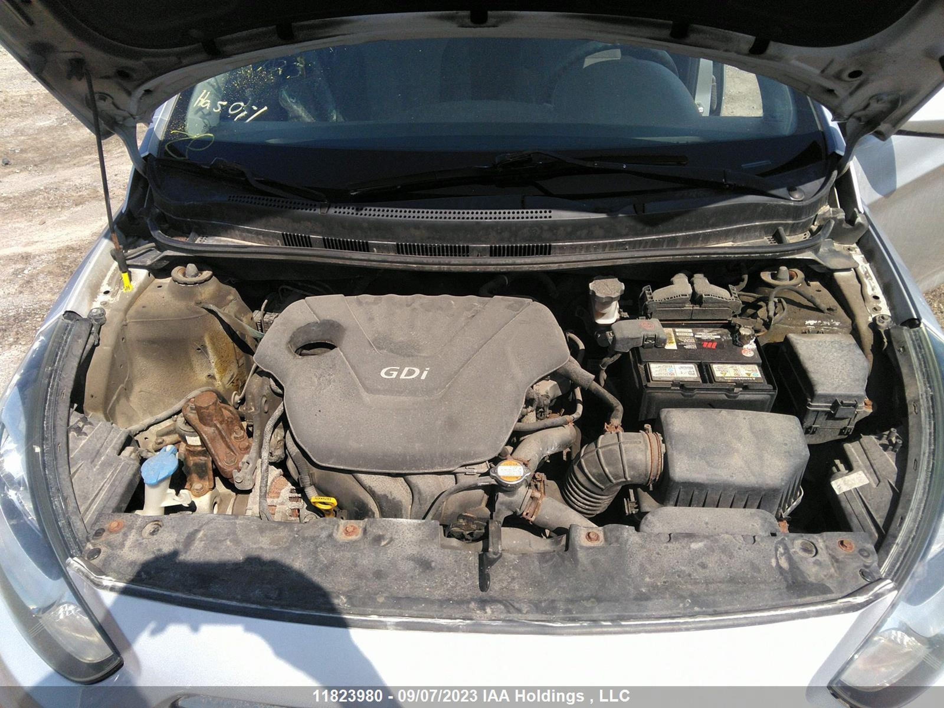 Photo 9 VIN: KMHCT5AE8CU014586 - HYUNDAI ACCENT 