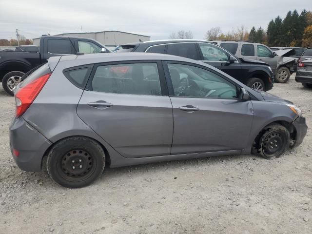 Photo 2 VIN: KMHCT5AE8HU335454 - HYUNDAI ACCENT SE 