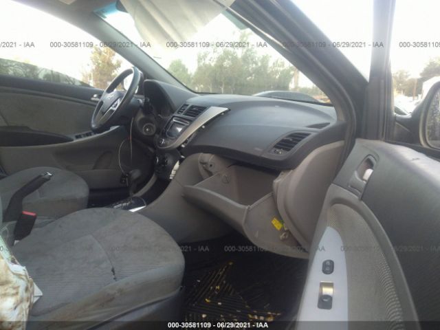 Photo 4 VIN: KMHCT5AE9DU089010 - HYUNDAI ACCENT 