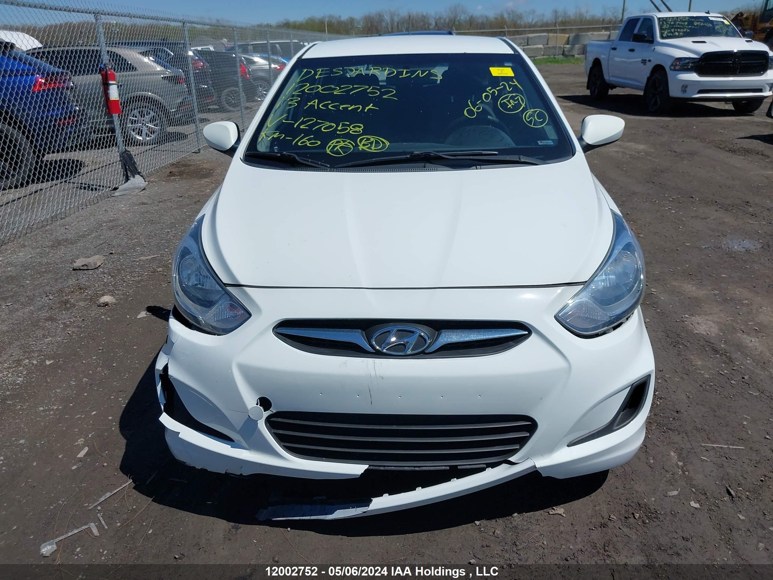 Photo 12 VIN: KMHCT5AE9DU127058 - HYUNDAI ACCENT 