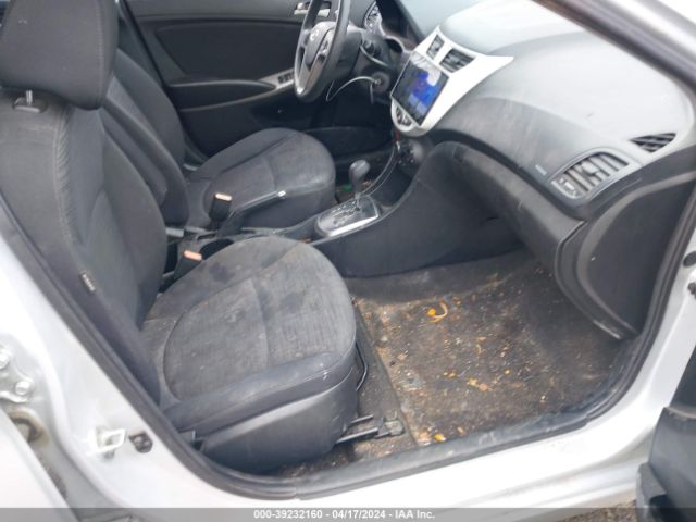 Photo 4 VIN: KMHCT5AE9GU253117 - HYUNDAI ACCENT 