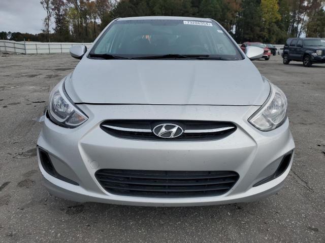 Photo 4 VIN: KMHCT5AE9HU310966 - HYUNDAI ACCENT SE 