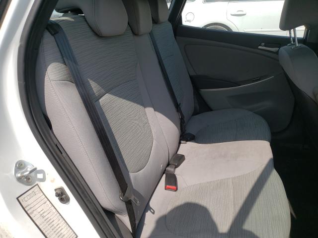 Photo 5 VIN: KMHCT5AE9HU334376 - HYUNDAI ACCENT SE 