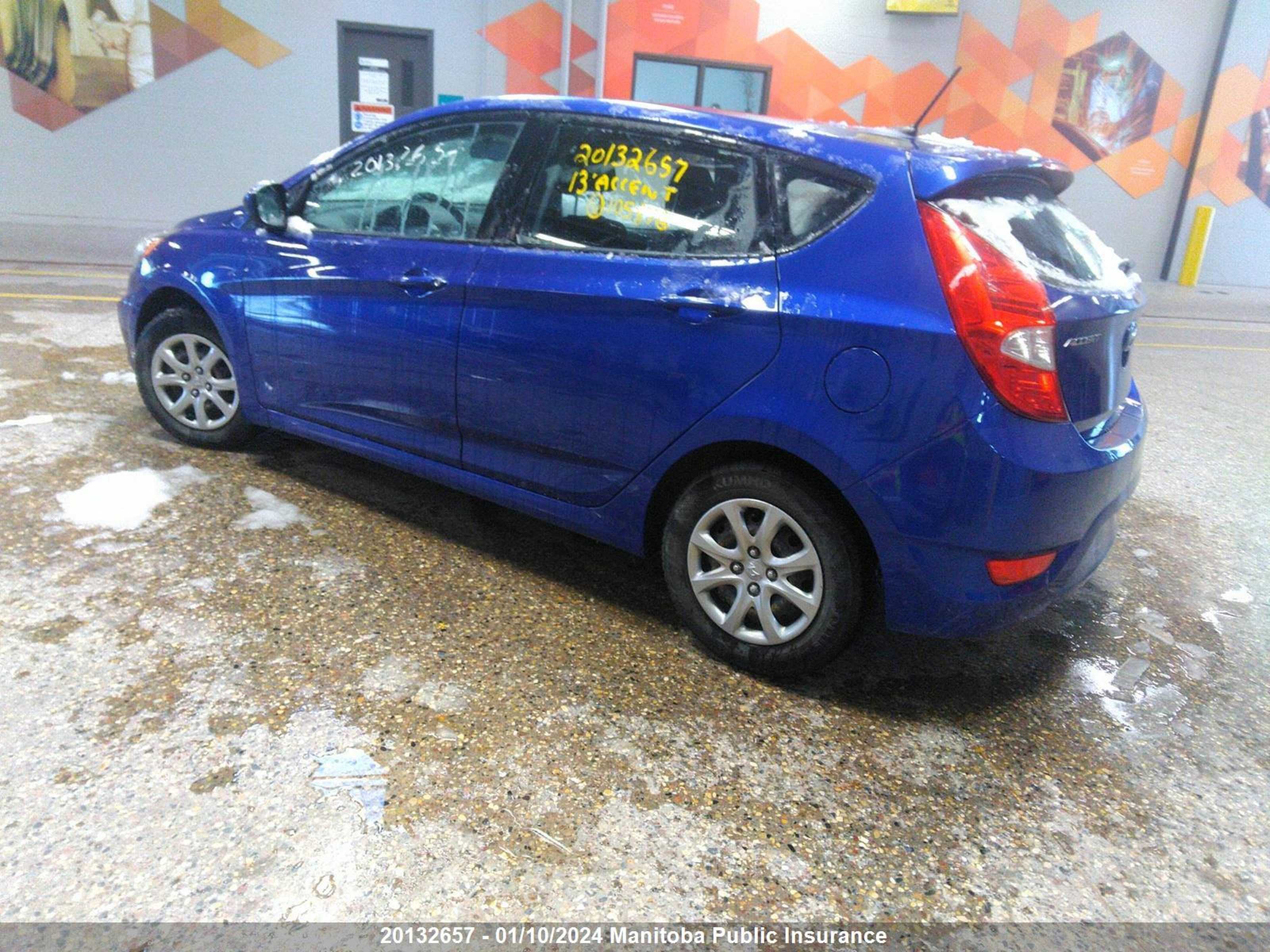 Photo 2 VIN: KMHCT5AEXDU105876 - HYUNDAI ACCENT 