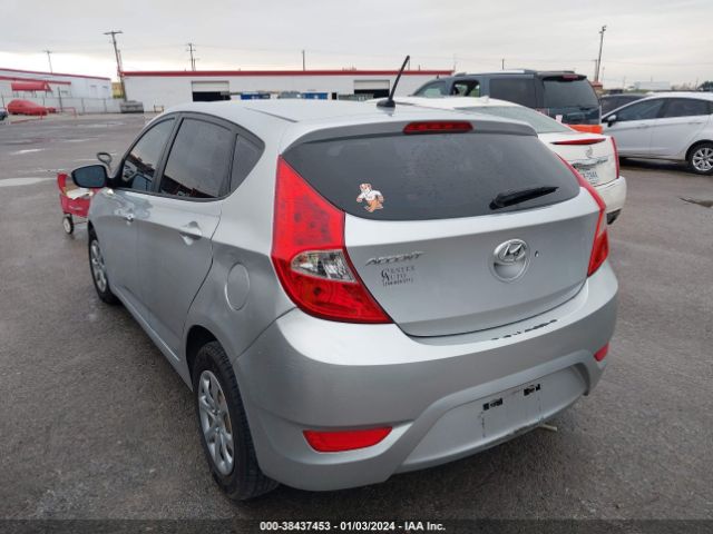 Photo 2 VIN: KMHCT5AEXDU122032 - HYUNDAI ACCENT 