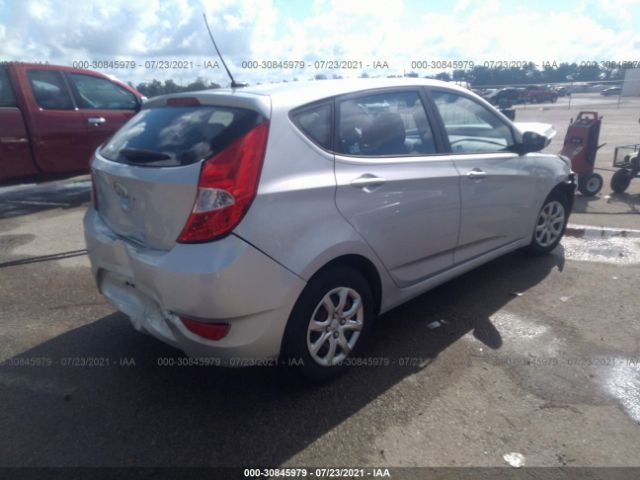 Photo 3 VIN: KMHCT5AEXEU172432 - HYUNDAI ACCENT 